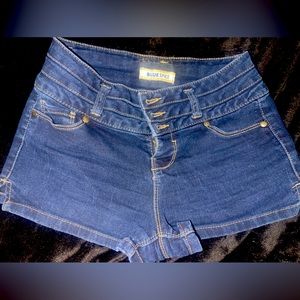 Blue spice short shorts